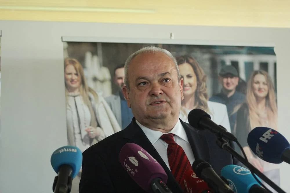 VELIČANSTVENA ZAVRŠNICA U GRABRIKU: Ekipa ʼSamsoneʼ osvojila Požegu i pokazala ogromno srce