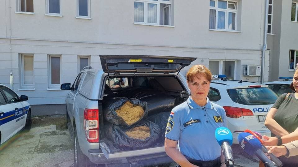 Biškupci odjekivali tradicijom: Održan 11. susret pjevačkih skupina „Pivaj diko, ja ću ti polagat“