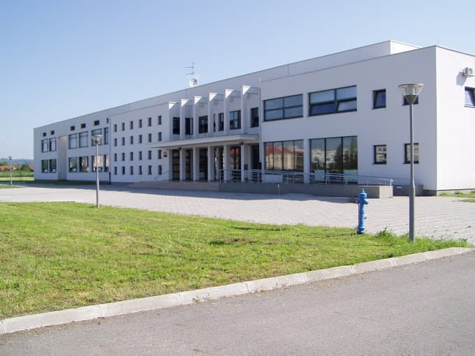 Maturanti brodske Ekonomsko-birotehničke škole educirani o izborima