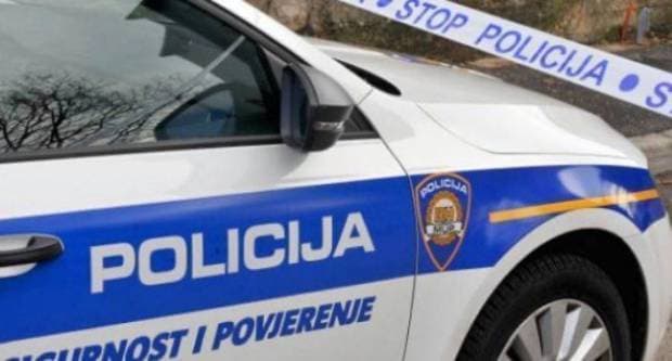 Toplina koja spaja: OŠ Julija Kempfa ponovno dirnula srca svojom blagdanskom izložbom „Prilika za sve“
